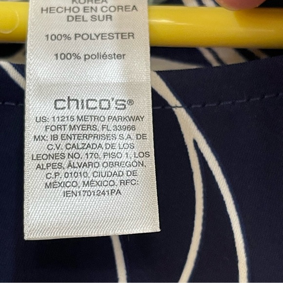 Chicos Patterned Boxy Fit Oversized Blouse Navy Blue Arm Holes Womens S/M - Picture 6 of 8